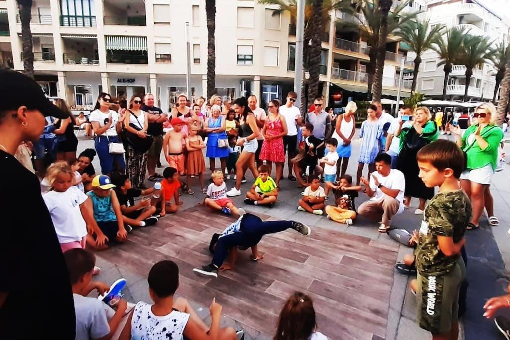 Adventure Harbour Apartment Torrevieja Ngoại thất bức ảnh